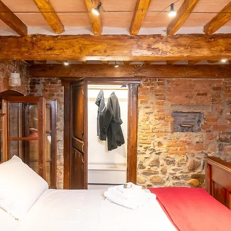La Garconniere Di Garibaldi Apartment *